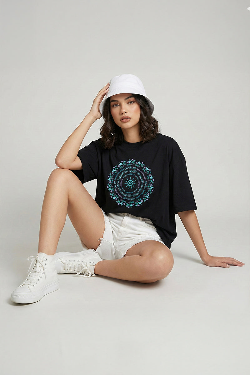 "Beach Mandala Circle" Black Oversized T-Shirt